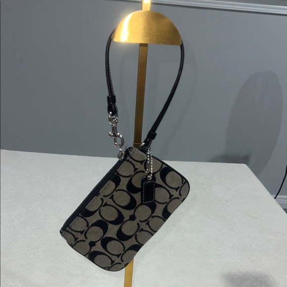 Coach Black and Cream Patterned Wristlet - Picture 3 of 7